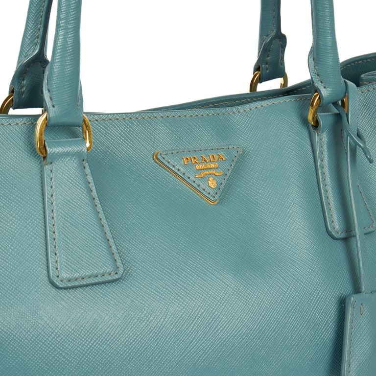 【PRADA】SAFFIANO LUX TOTE BAG Prada Saffiano Lux Tote in Blue, Saffiano Leather | Handbag