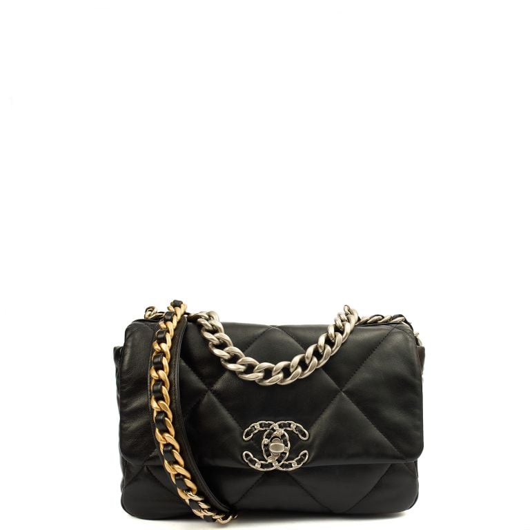 Chanel 19 in Black, Lambskin Leather Handbag Clinic