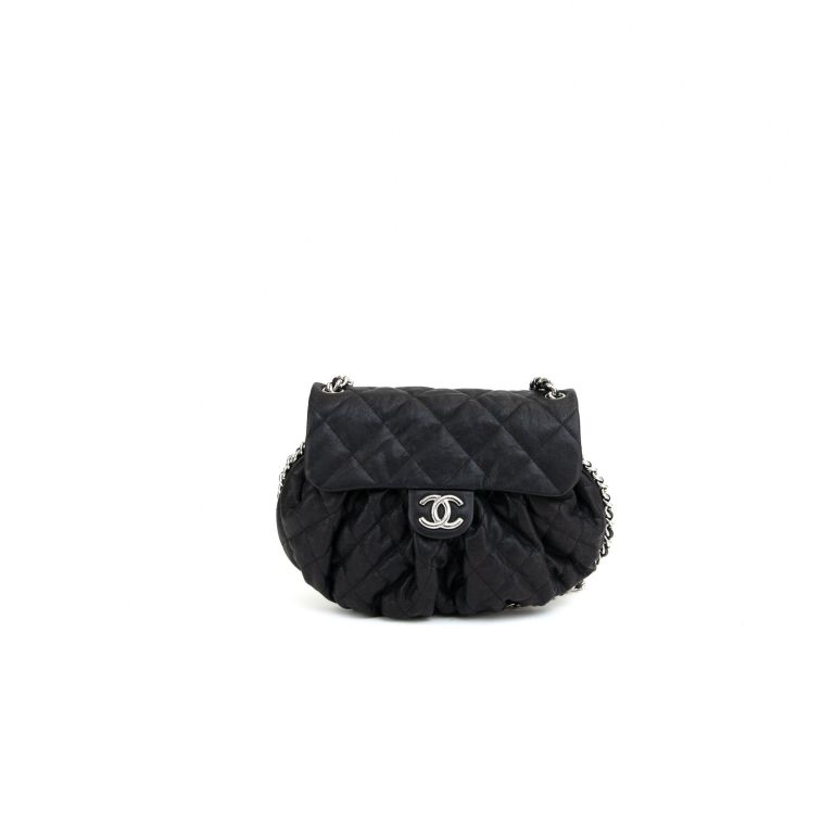 Chanel Chain Around Messenger Medium Handbag Clinic